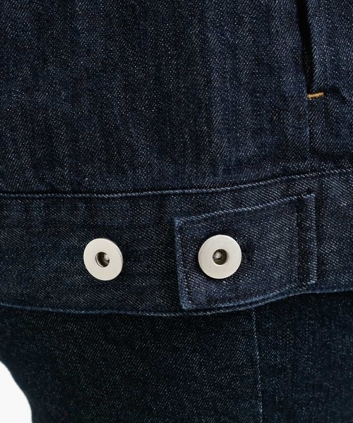 a.v.v（アーヴェヴェ）の「ゆったりデニムGジャン（デニムジャケット・レディース・ネイビー・36/38/40/42/34）」の9枚目の写真