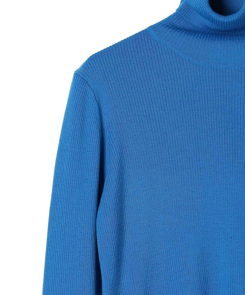 ADAM ET ROPE'（アダムエロペ）の「アンチピリングリブタートルネック（ニット/セーター・レディース・ブラック/サックスブルー/ピンク/キナリ・FREE）」の9枚目の写真