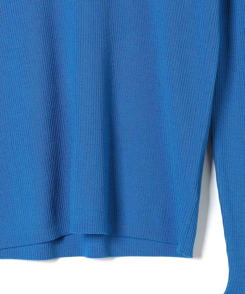 ADAM ET ROPE'（アダムエロペ）の「アンチピリングリブタートルネック（ニット/セーター・レディース・ブラック/サックスブルー/ピンク/キナリ・FREE）」の5枚目の写真