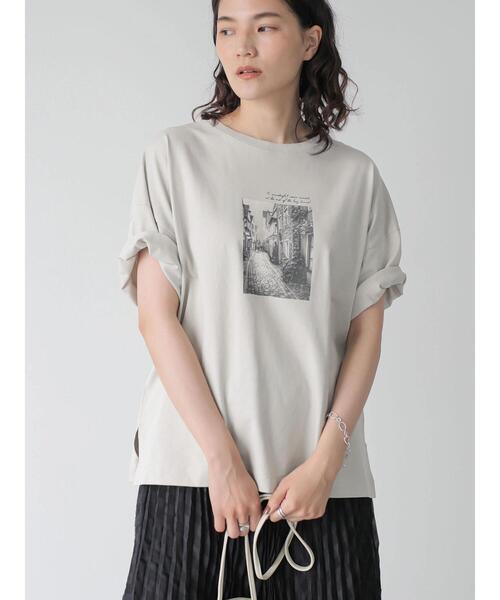 AMERICAN HOLIC(アメリカンホリック)の「ロゴサイドスリットカットプルオーバー(Tシャツ/カットソー・レディース・ライトグレー/オフホワイト/グレイッシュベージュ・M/L)」の5枚目の写真
