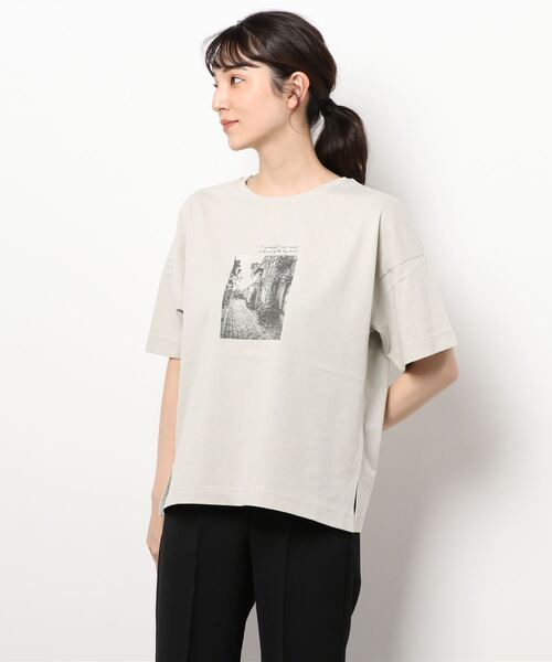 AMERICAN HOLIC(アメリカンホリック)の「ロゴサイドスリットカットプルオーバー(Tシャツ/カットソー・レディース・ライトグレー/オフホワイト/グレイッシュベージュ・M/L)」の8枚目の写真