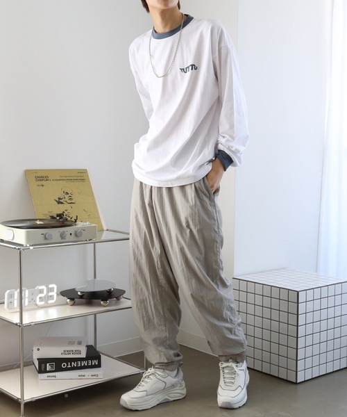 TUTTU（トゥトゥ）の「リンガーロングスリーブTシャツ（Tシャツ/カットソー・メンズ・ホワイト/ダークグリーン/ダークブラウン・M/L）」の6枚目の写真