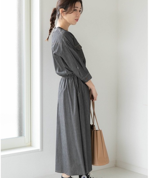 PREFERIR（プレフェリール）の「ライトデニムバンドカラーワンピース（シャツワンピース・レディース・ネイビー/ブラック・SMALL/MEDIUM/LARGE）」の3枚目の写真