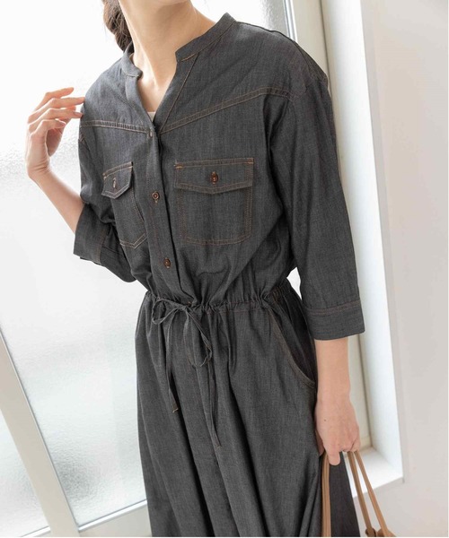 PREFERIR（プレフェリール）の「ライトデニムバンドカラーワンピース（シャツワンピース・レディース・ネイビー/ブラック・SMALL/MEDIUM/LARGE）」の6枚目の写真