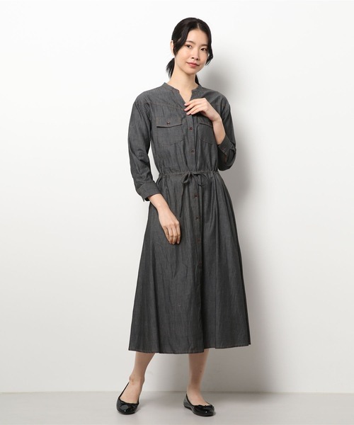 PREFERIR（プレフェリール）の「ライトデニムバンドカラーワンピース（シャツワンピース・レディース・ネイビー/ブラック・SMALL/MEDIUM/LARGE）」の14枚目の写真