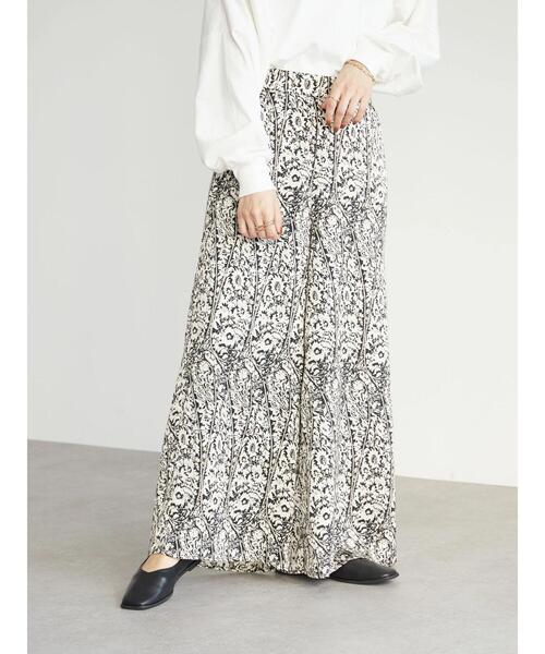 Furryrate（ファーリーレート）の「・furry rate ペイズリーフレアスカンツ＊（その他パンツ・レディース・ブラック/ベージュ・FREE）」の9枚目の写真