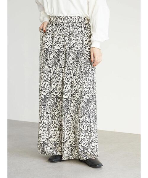 Furryrate（ファーリーレート）の「・furry rate ペイズリーフレアスカンツ＊（その他パンツ・レディース・ブラック/ベージュ・FREE）」の7枚目の写真