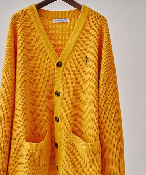 U.S. POLO ASSN.（ユーエスポロアッスン）の「WEB限定/ワッフルカーディガン（カーディガン/ボレロ・メンズ・チャコールグレー/マスタード/グリーン/サックスブルー・MEDIUM/LARGE）」の4枚目の写真
