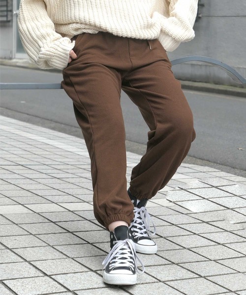CORNERS（コーナーズ）の「ワッフルジョガーパンツ（スウェットパンツ・レディース・ブラック/ブラウン/ブルー/杢グレー・M）」の13枚目の写真