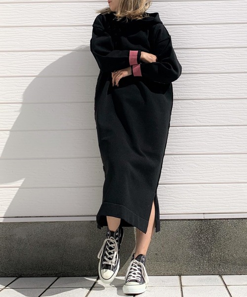 Q（キュー）の「ダンボールニットフードワンピース（ワンピース・レディース・ブラック/アイボリー/ネイビー/ライトグレー・MEDIUM）」の3枚目の写真