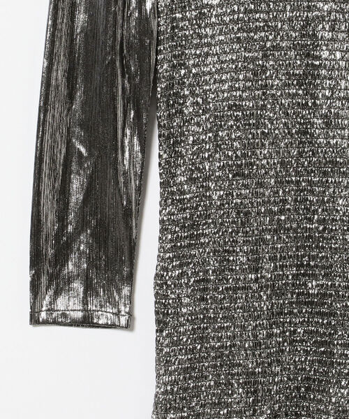 Ray BEAMS（レイビームス）の「GHOSPELL / Icicle Shirring Midi Dress（ワンピース・レディース・シルバー・SMALL）」の4枚目の写真