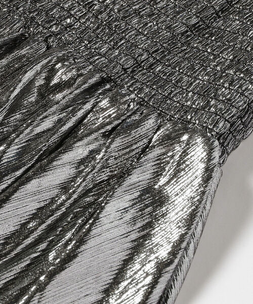 Ray BEAMS（レイビームス）の「GHOSPELL / Icicle Shirring Midi Dress（ワンピース・レディース・シルバー・SMALL）」の5枚目の写真