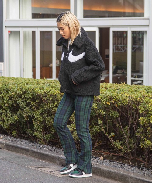 NIKE（ナイキ）の「NIKE Womens Sherpa Full-Zip Jacket DD5621-010