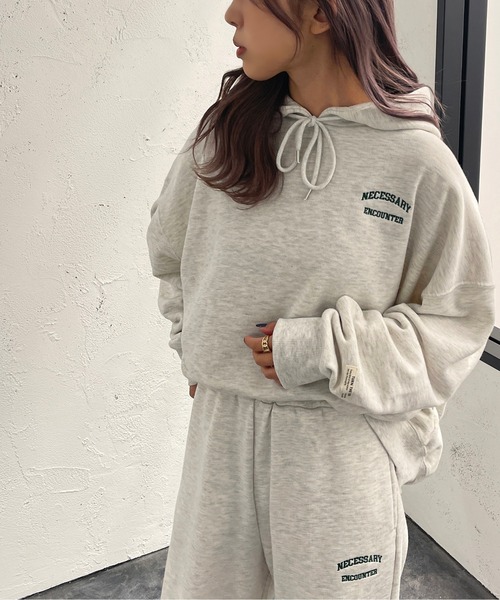 apres jour mignon（アプレジュールミニョン）の「刺繍ロゴ入りフーディー【SETUP着用可能】【ZOZOTOWN限定アイテム】（パーカー・レディース・ブラック/パープル/ナチュラル/ダークグリーン・X-LARGE/フリー）」の15枚目の写真