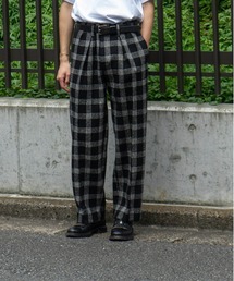 EULLA（エウラ）の「ARCHITECT DOUBLE TUCK TROUSERS（スラックス）」
