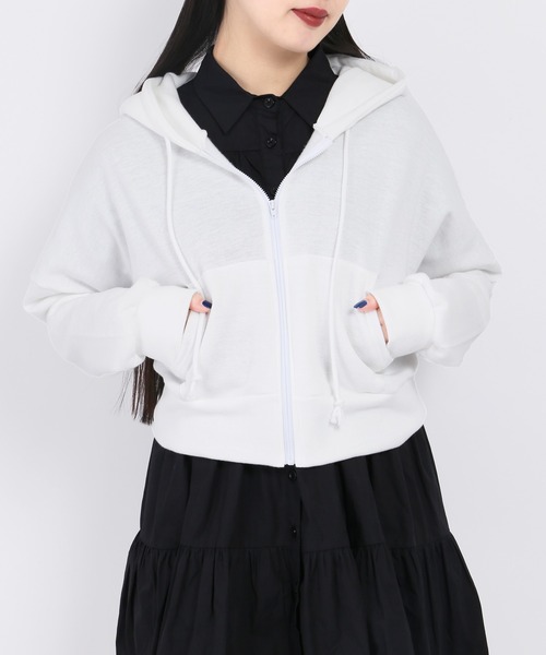 WC（ダブル シー）の「ショートZIPパーカー（パーカー・レディース・ブラック/ホワイト・FREE）」の2枚目の写真