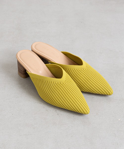 prose verse(プロズヴェール)の「Vカットニットミュール(パンプス・レディース・ブラック/ベージュ/イエロー/グリーン・SMALL/MEDIUM/LARGE/X-LARGE/XX-LARGE)」の8枚目の写真