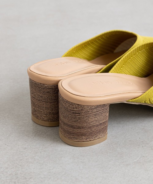 prose verse(プロズヴェール)の「Vカットニットミュール(パンプス・レディース・ブラック/ベージュ/イエロー/グリーン・SMALL/MEDIUM/LARGE/X-LARGE/XX-LARGE)」の10枚目の写真