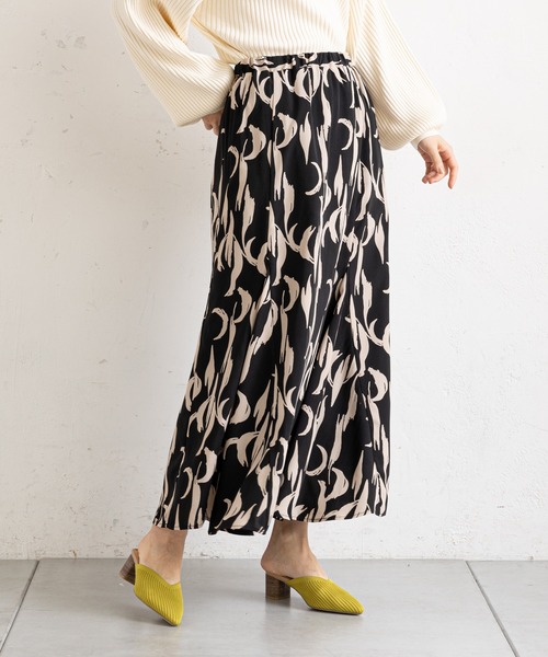 prose verse(プロズヴェール)の「Vカットニットミュール(パンプス・レディース・ブラック/ベージュ/イエロー/グリーン・SMALL/MEDIUM/LARGE/X-LARGE/XX-LARGE)」の5枚目の写真