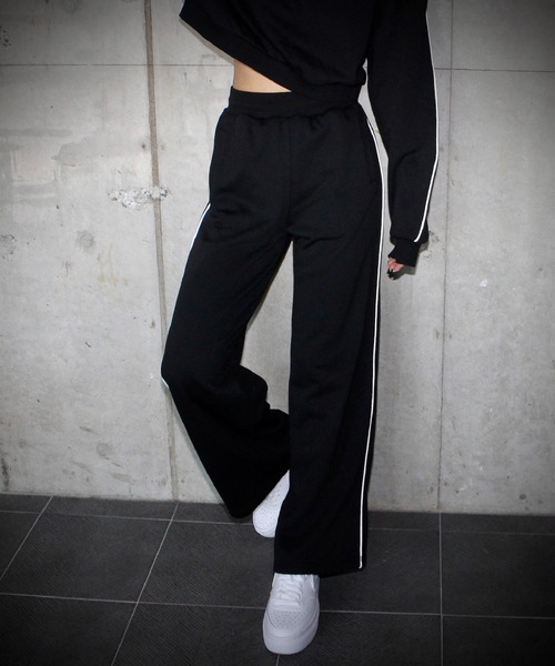 one way（ワンウェイ）の「パイピングワイドスウェットパンツ（スウェットパンツ・レディース・ライトグレー/ブラック/ホワイト/ライトグリーン・M）」の3枚目の写真