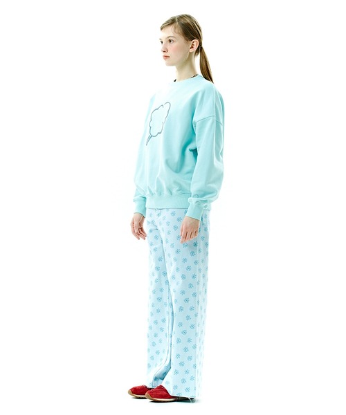 CLOTTY(クロッティ)の「A'GEM/9 × .kom『CLOTTY/クロッティ』BIG CC OUTLINE SWEAT-SHIRT/ビッグ綿あめ アウトラインデザイン スウェットシャツ(スウェット・レディース・イエロー/ネイビー/ライトグリーン・FREE)」の7枚目の写真
