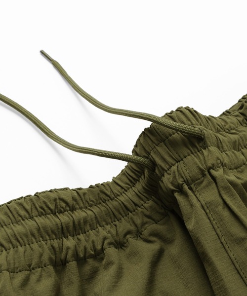 GLAZOS（グラソス）の「ナイロンリップストップ・刺繍ロゴハーフパンツ（その他パンツ・キッズ・チャコールグレー/カーキ/ブルーグリーン・130cm/140cm/150cm/160cm/170cm）」の15枚目の写真