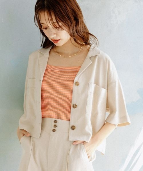 mysty woman(ミスティウーマン)の「開襟ショートシャツ 275122(シャツ/ブラウス・レディース・カーキ/アイボリー/モカ・FREE)」の2枚目の写真