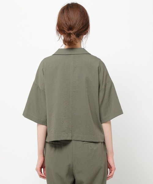 mysty woman(ミスティウーマン)の「開襟ショートシャツ 275122(シャツ/ブラウス・レディース・カーキ/アイボリー/モカ・FREE)」の18枚目の写真