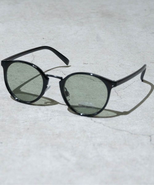 JOHN'S CLOSET(ジョンズクローゼット)の「【f】UVカット サングラス(サングラス・メンズ・その他2/その他3/その他1/その他10/その他11/その他9/その他15/その他7/その他12/その他4/その他8/その他5/その他6/その他13/その他14/その他16/その他17/その他18/その他21/その他23/その他20/その他25/その他19/その他22/その他24/C/D/E/その他28/その他29/F/その他26/その他27/その他30/B/G/A/L/M/H/I/J/K/N/O・FREE)」の5枚目の写真