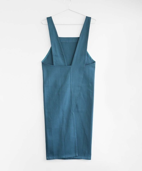 NAIGAI(ナイガイ)の「HOUSE WEAR STUDIO 綿100% バッククロス 無地 メンズ ワークエプロン 70372092(エプロン・メンズ・ブラック/ターコイズブルー/パープル・FREE)」の4枚目の写真