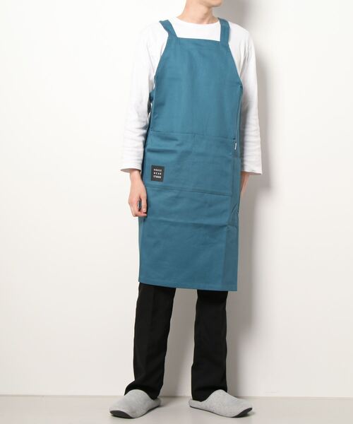 NAIGAI(ナイガイ)の「HOUSE WEAR STUDIO 綿100% バッククロス 無地 メンズ ワークエプロン 70372092(エプロン・メンズ・ブラック/ターコイズブルー/パープル・FREE)」の10枚目の写真
