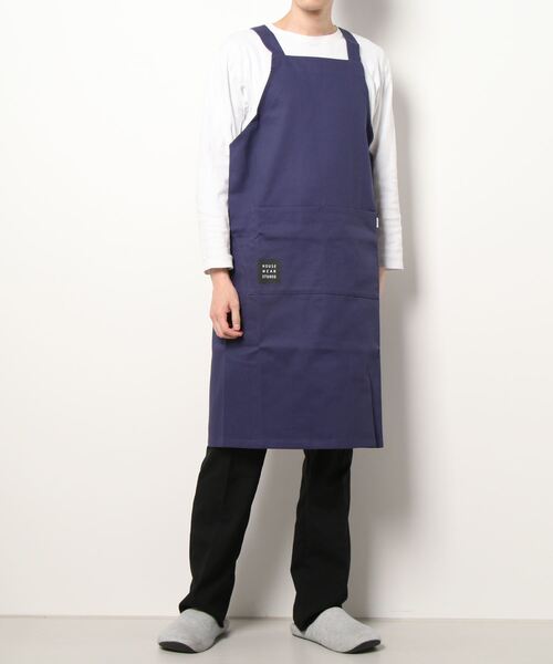 NAIGAI(ナイガイ)の「HOUSE WEAR STUDIO 綿100% バッククロス 無地 メンズ ワークエプロン 70372092(エプロン・メンズ・ブラック/ターコイズブルー/パープル・FREE)」の11枚目の写真