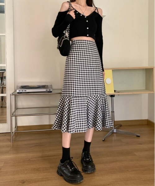 SONA(ソナ)の「SONYUNARA ギンガムチェックマーメイドロングスカート(スカート・レディース・ブラック・SMALL/MEDIUM/LARGE)」の10枚目の写真