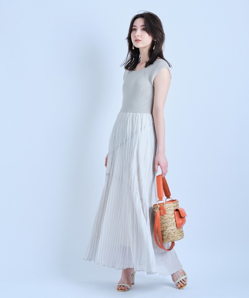 Mystrada（マイストラーダ）の「ワッシャープリーツドッキング