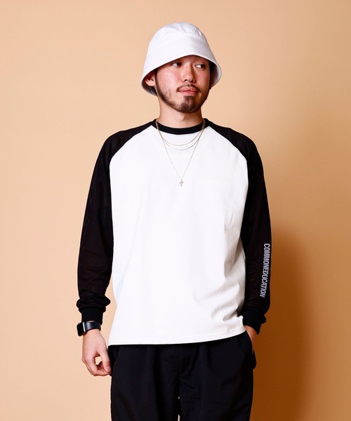 COMMON EDUCATION（コモンエデュケーション）の「COMMON EDUCATION【コモン エデュケーション】- TAT COVER TOP / タット カバー トップ（Tシャツ/カットソー・メンズ・グレー/ブラック/ベージュ・LARGE/X-LARGE）」の2枚目の写真