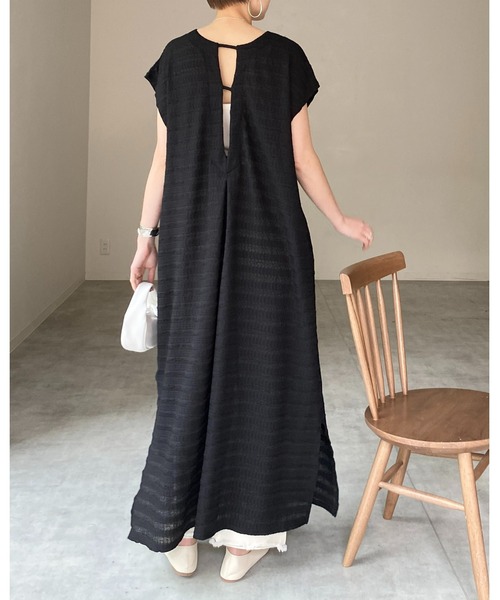 She's Closet(シーズクローゼット)の「前後2WAY深Vネックフレンチスリーブロングワンピース(ワンピース・レディース・ブラック/アイボリー/ライム・FREE)」の4枚目の写真