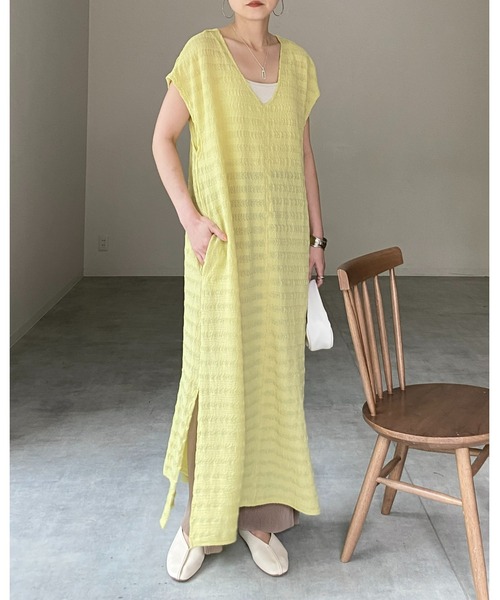 She's Closet(シーズクローゼット)の「前後2WAY深Vネックフレンチスリーブロングワンピース(ワンピース・レディース・ブラック/アイボリー/ライム・FREE)」の13枚目の写真