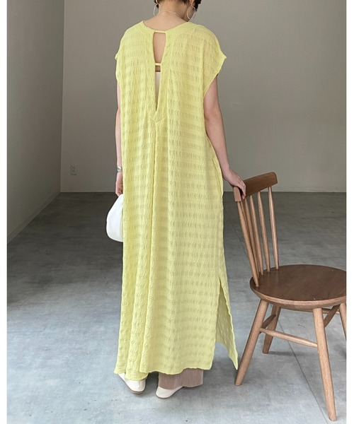 She's Closet(シーズクローゼット)の「前後2WAY深Vネックフレンチスリーブロングワンピース(ワンピース・レディース・ブラック/アイボリー/ライム・FREE)」の7枚目の写真