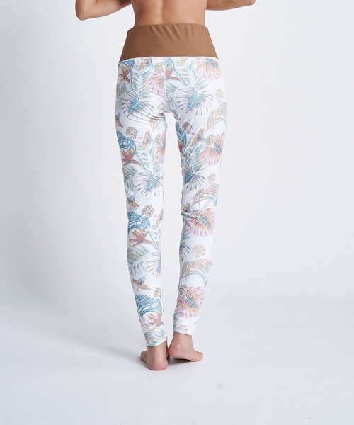 ROXY(ロキシー)の「MARION LEGGINGS/ロキシーラッシュレギンス・スパッツ(ラッシュガード・レディース・ホワイト/パープル/カーキ・SMALL/MEDIUM/LARGE)」の5枚目の写真