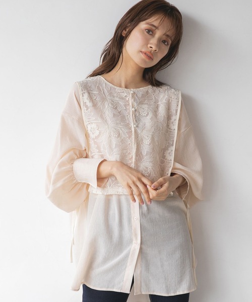 mysty woman(ミスティウーマン)の「刺繍ベストセットシアーシャツ 350701(シャツ/ブラウス・レディース・ホワイト系5/ホワイト系8/ベージュ系その他/ピンク系その他・FREE)」の4枚目の写真