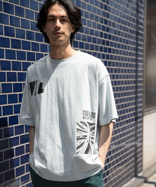 niko and...(ニコアンド)の「アソートフォトプリントTシャツ(Tシャツ/カットソー・メンズ・ホワイト/ライトグレー/ブラック・MEDIUM/LARGE)」の3枚目の写真