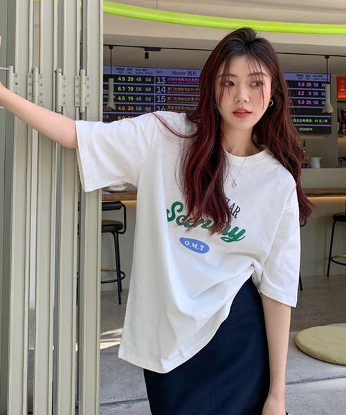VitaFelice(ヴィータフェリーチェ)の「ストリートロゴ 半袖Tシャツ(Tシャツ/カットソー・レディース・ベージュ/ネイビー/ホワイト/グリーン・FREE)」の2枚目の写真