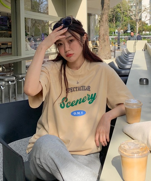 VitaFelice(ヴィータフェリーチェ)の「ストリートロゴ 半袖Tシャツ(Tシャツ/カットソー・レディース・ベージュ/ネイビー/ホワイト/グリーン・FREE)」の7枚目の写真