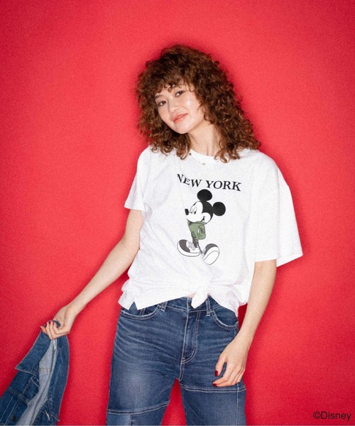 AVIREX（アヴィレックス）の「【直営店限定】AVIREX/MICKEY MOUSE NEWYORK T-SHIRT/ アヴィレックス/ミッキーマウス ニューヨークティーシャツ（Tシャツ/カットソー・レディース・ホワイト/チャコール・F）」の11枚目の写真