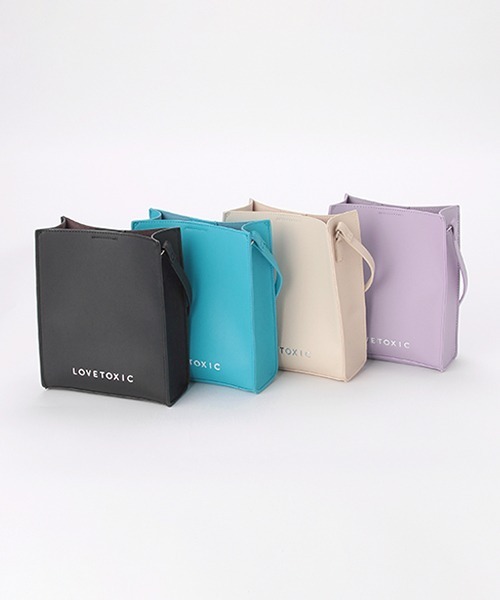 LOVETOXIC（ラブトキシック）の「スクウェアショルダーBAG（バックパック/リュック・キッズ・パープル/アイボリー/ブラック/ターコイズブルー・FREE）」の14枚目の写真