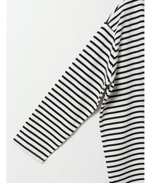 mizuiroind（ミズイロインド）の「ボーダーボートネックワイドチュニック（Tシャツ/カットソー・レディース・ブラック/ネイビー/ブルー・FREE）」の11枚目の写真