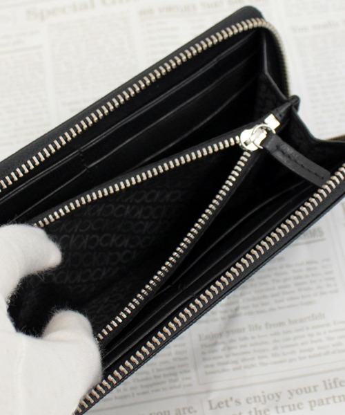 カルバンクライン ラウンドジップ 長財布 黒 ロゴ型押し CKロゴ ストラップ