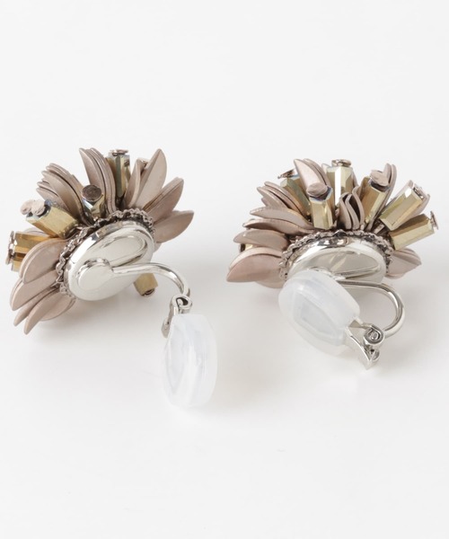 URBAN RESEARCH ROSSO WOMEN（アーバンリサーチ　ロッソ）の「ビジューシャワーイヤリング（その他ヘアアクセサリー・レディース・ゴールド・FREE）」の4枚目の写真