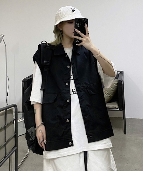 shopnikoniko（ショップニコニコ）の「韓国風ミリタリーベスト（ベスト・レディース・ブラック/ベージュ・フリー）」の4枚目の写真