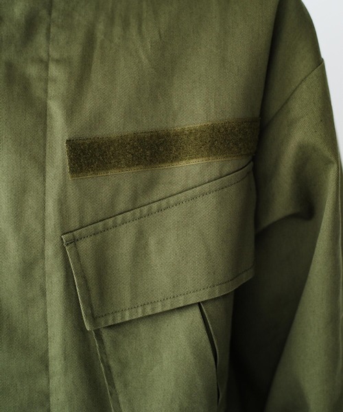 haco!（ハコ）の「きれいめツイル素材を古着になるまで愛したい！ ＰＢＰオーガニックコットンのミリタリー風ノーカラージャケット（ユニセックス）（ノーカラージャケット・レディース・カーキ・1/2/3）」の17枚目の写真